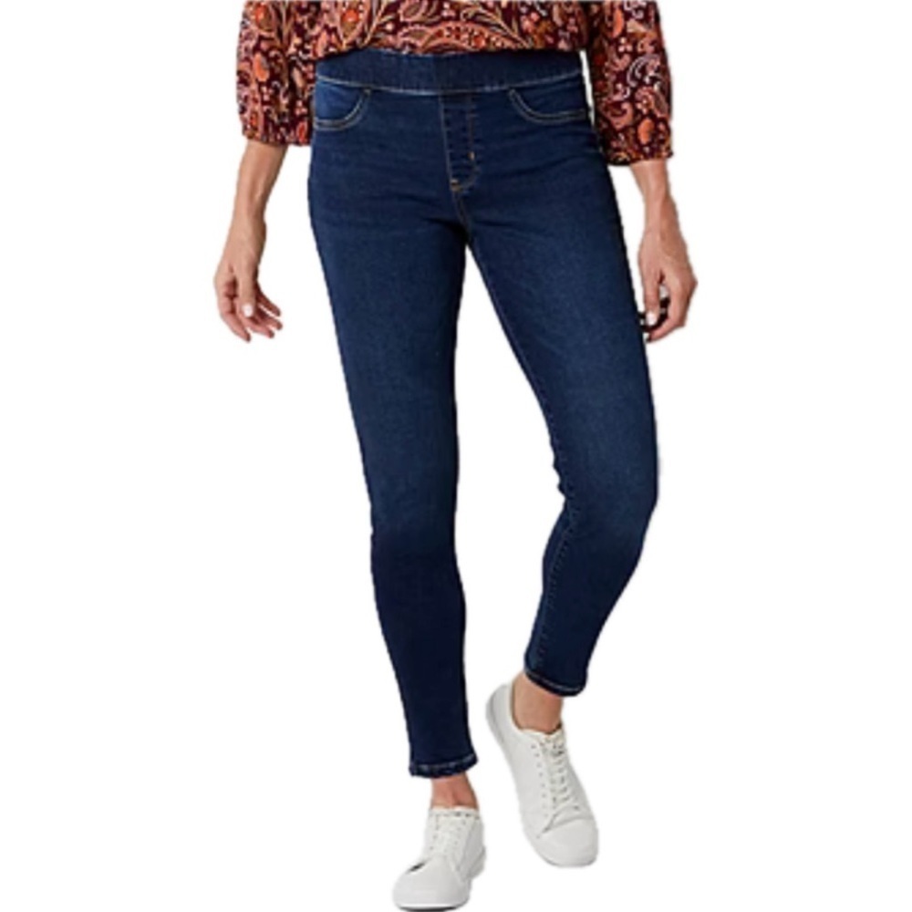 Womens "Chaps" Pull On Skinny Blue Jeans Size Small NWOT